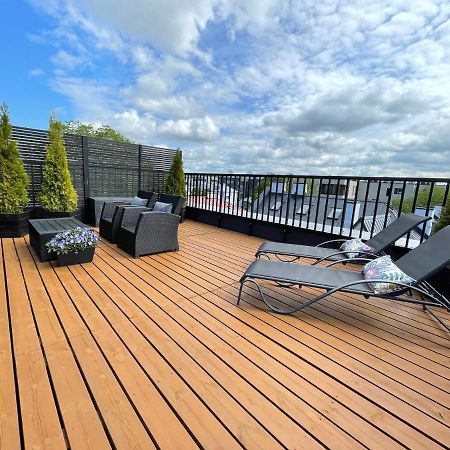 City Terrace Apartment Avangard - Large Private Roof Terrace 塔林 外观 照片